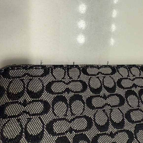 Coach Signature Logo Wristlet! - Picture 13 of 16